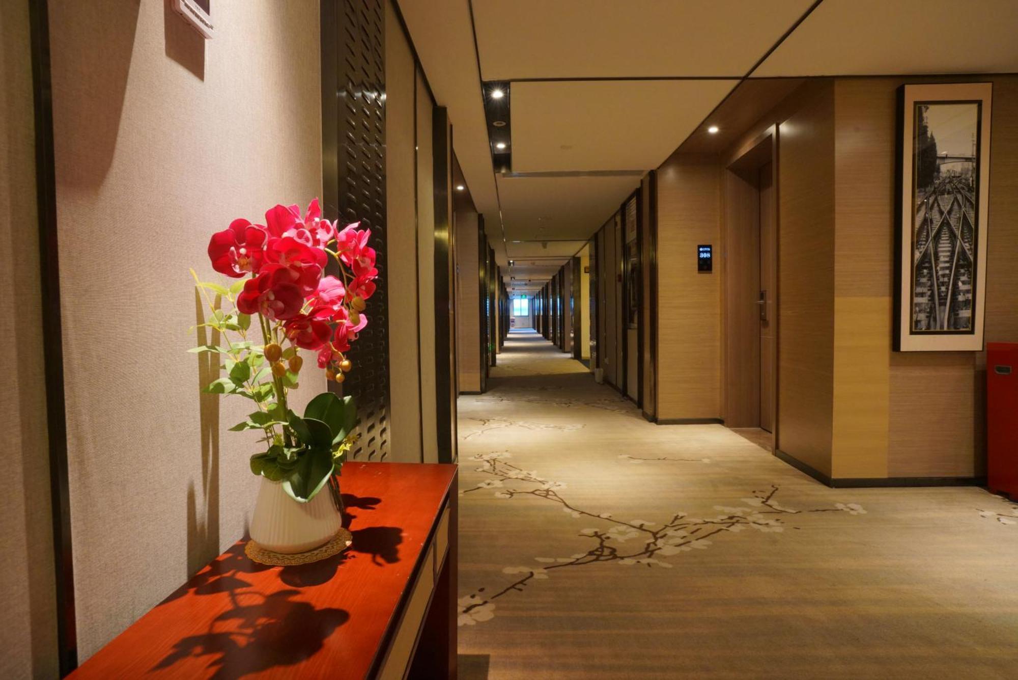 גואנגג'ואו Guangdong Baiyun City Hotel מראה חיצוני תמונה